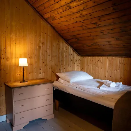 Parque de vacaciones Statsbuene I Kabelvåg