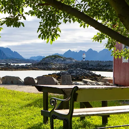 Astra Village - Waterfront Rorbu In Lofoten Üdülőpark Kabelvåg