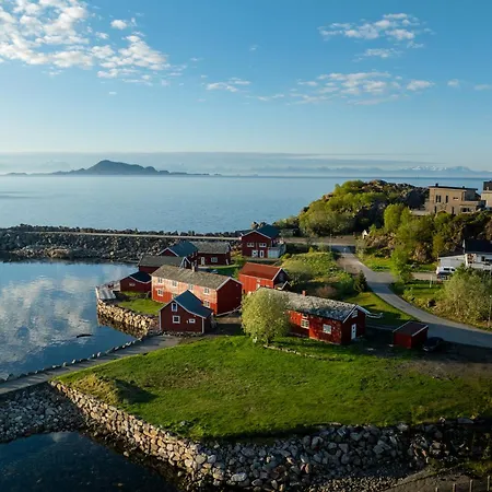 Astra Village - Waterfront Rorbu In Lofoten Tatil parkı *