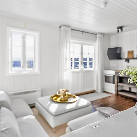 Tatil parkı Astra Village - Waterfront Rorbu In Lofoten Kabelvåg