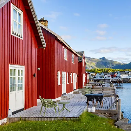Astra Village - Waterfront Rorbu In Lofoten Tatil parkı Kabelvåg