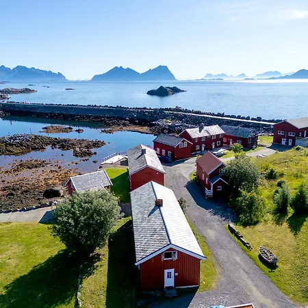 Astra Village - Waterfront Rorbu In Lofoten